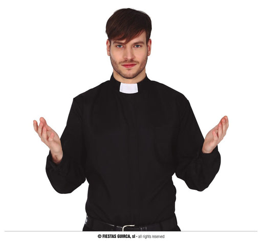 camicia nera travestimento prete