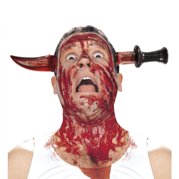 COLTELLO INSANGUINATO ATTRAVERSO TESTA