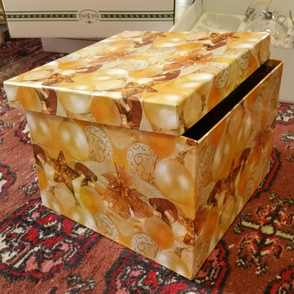 SCATOLA QUADRATA ADDOBBI NATALE MEDIA